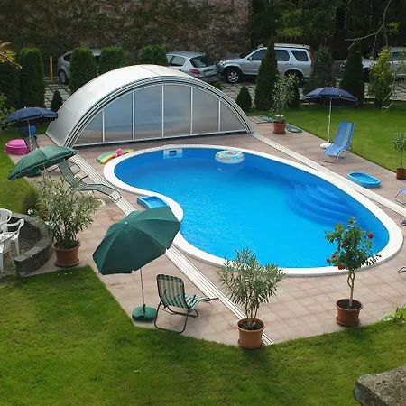 Hotel Manzard Panzio Budapest