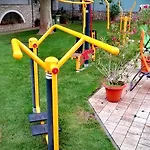Manzard Panzio מלון 3*