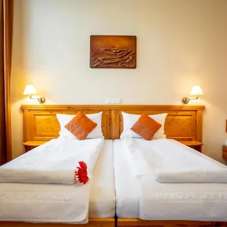Manzard Panzio Budapest