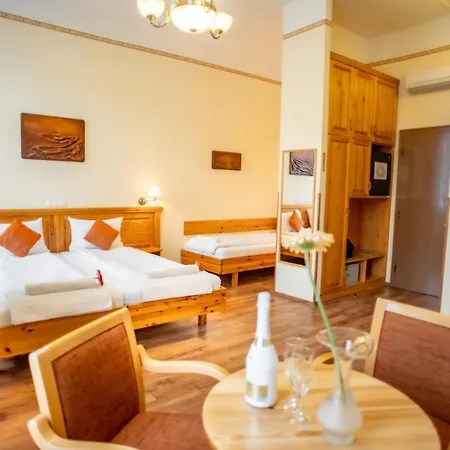 Manzard Panzio Budapest