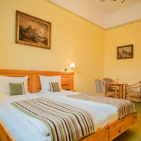 Manzard Panzio 3* Budapest