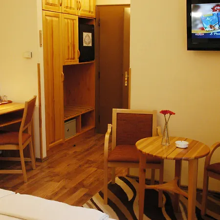 Manzard Panzio 3* Budapest