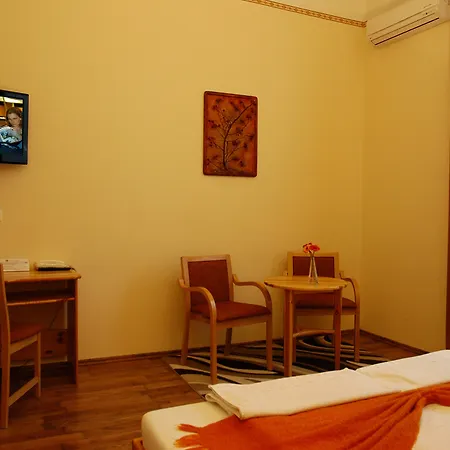Bed & Breakfast Manzard Panzio