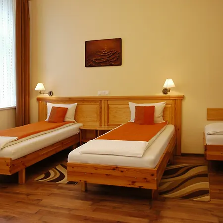 Manzard Panzio Bed & Breakfast Budapest