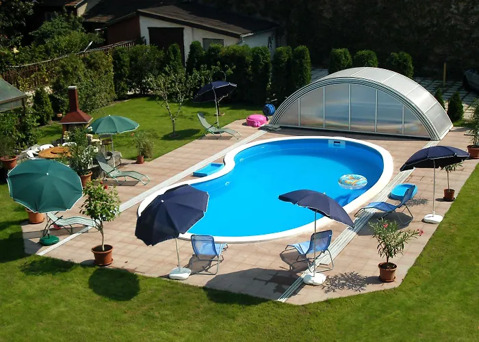 Manzard Panzio Hotel