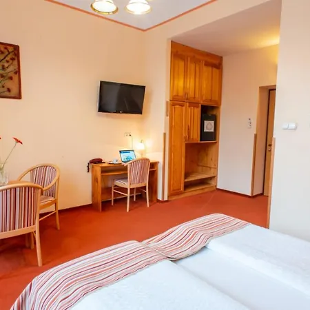 호텔 Manzard Panzio 부다페스트