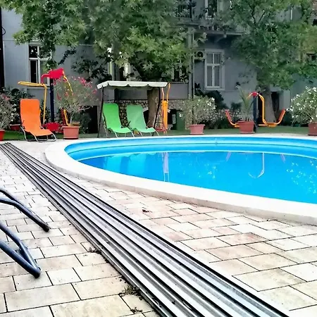 Manzard Panzio 호텔