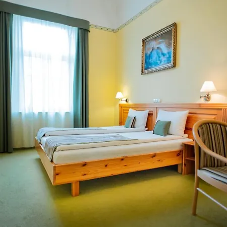 호텔 Manzard Panzio 부다페스트