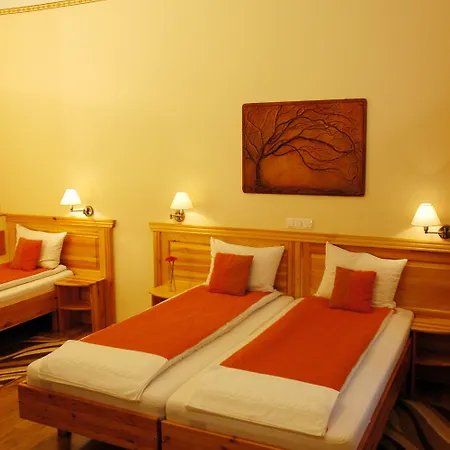 호텔 Manzard Panzio 부다페스트